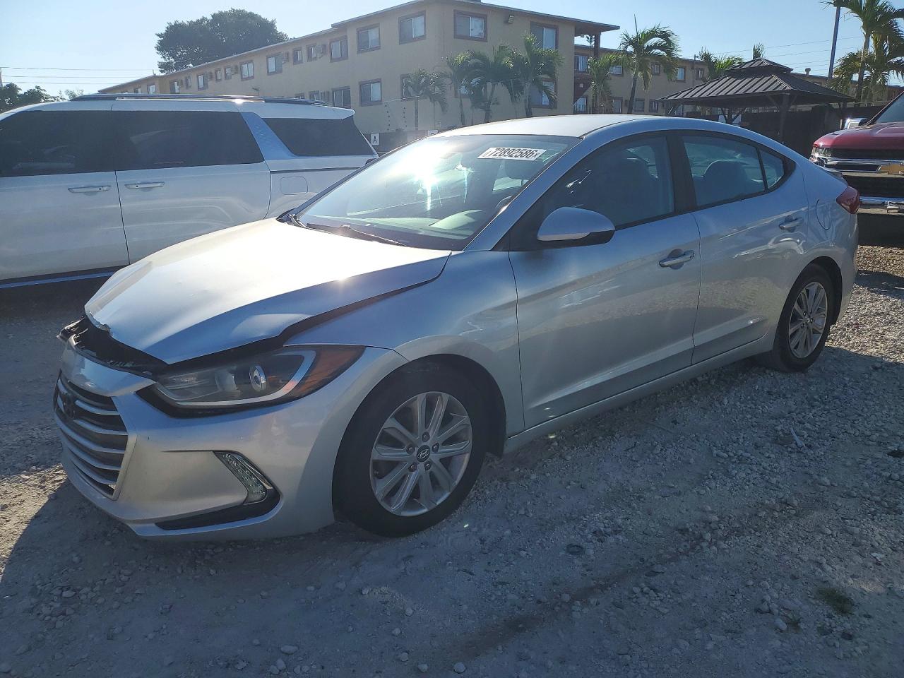 2017 HYUNDAI ELANTRA — Front 3/4