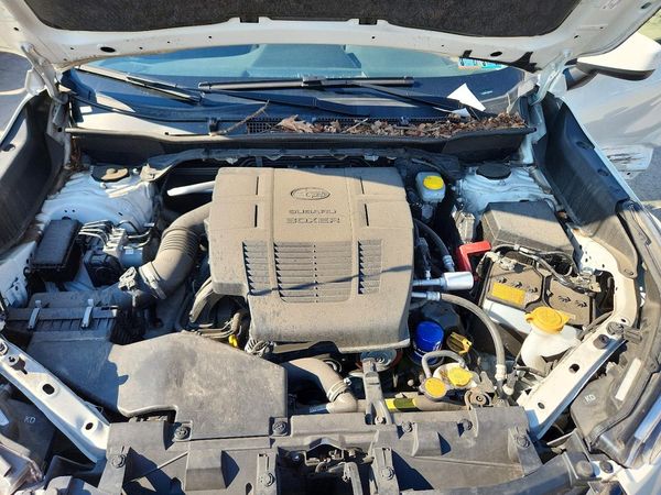 2022 SUBARU FORESTER Premium — Engine bay