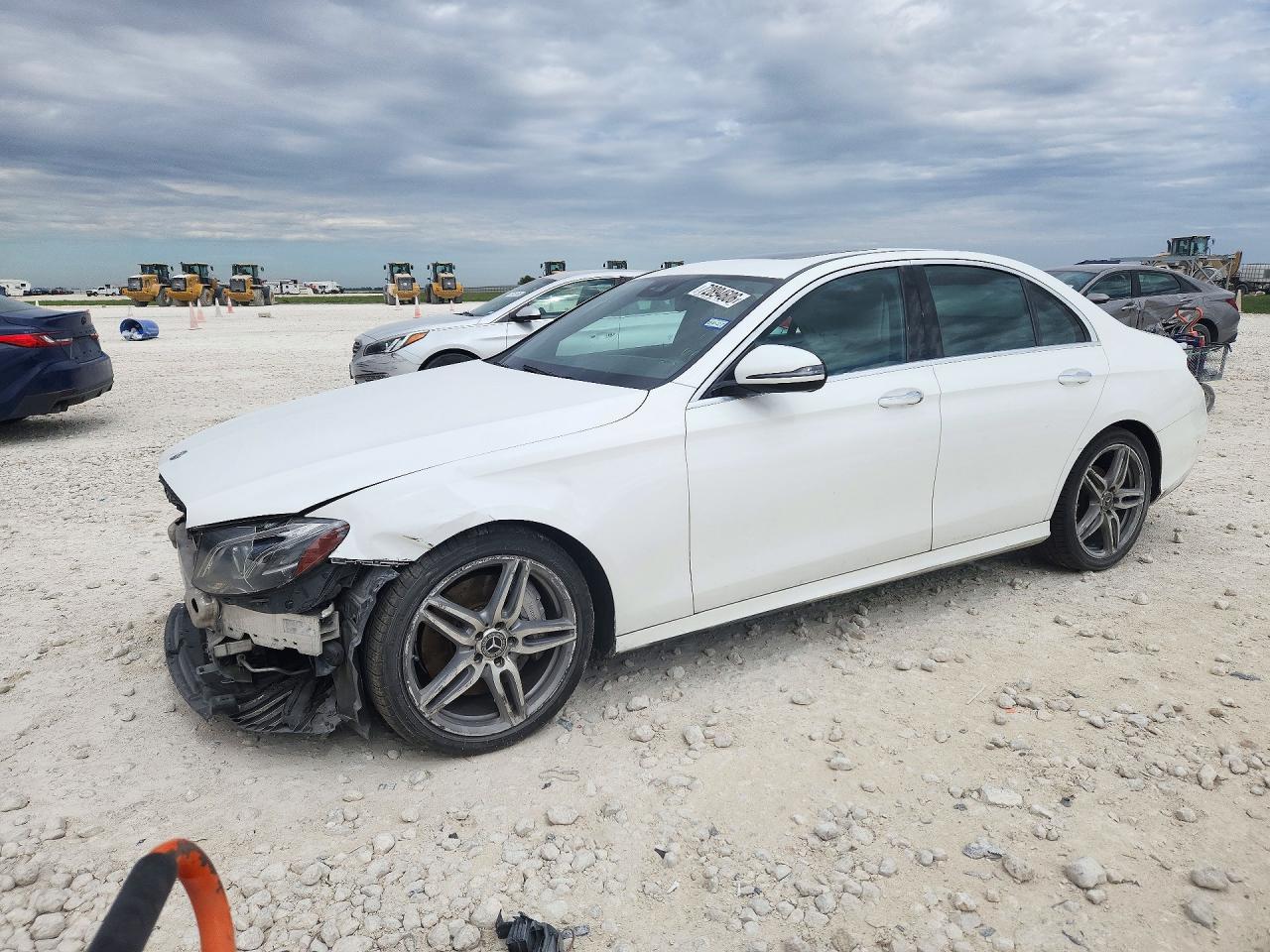 2017 MERCEDES-BENZ E E300 — Front 3/4