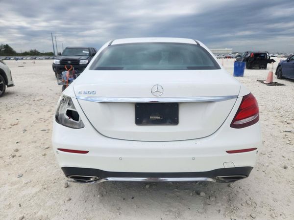 2017 MERCEDES-BENZ E E300 — DIRR