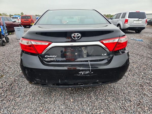2015 TOYOTA CAMRY — DIRR