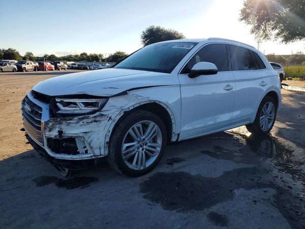 2018 AUDI Q5 quattro Premium Plus — Front 3/4