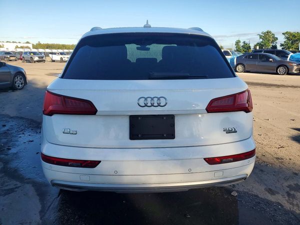 2018 AUDI Q5 quattro Premium Plus — DIRR