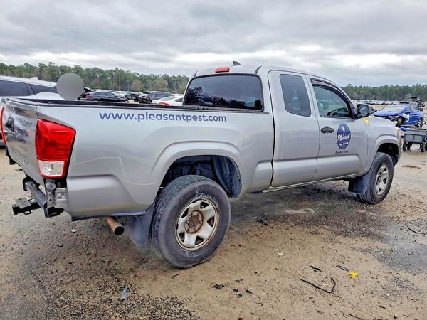 2017 TOYOTA TACOMA