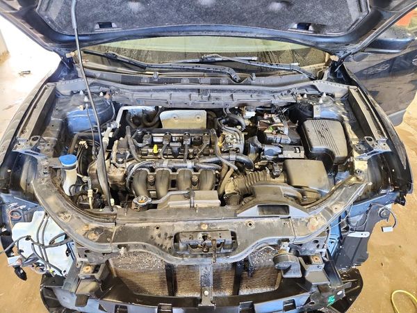 2015 MAZDA CX-5 Touring/GS — Engine bay