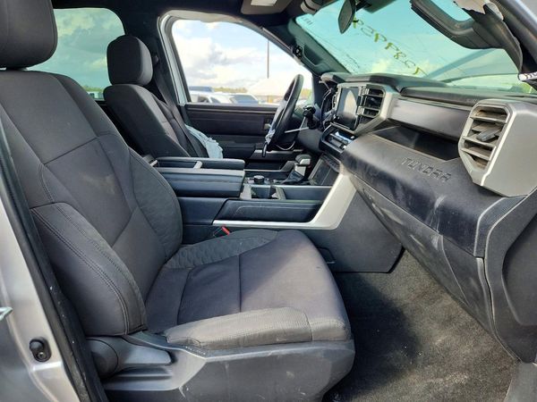 2025 TOYOTA TUNDRA — DENT