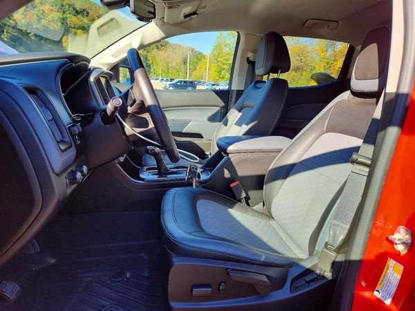 2019 CHEVROLET COLORADO — DENT