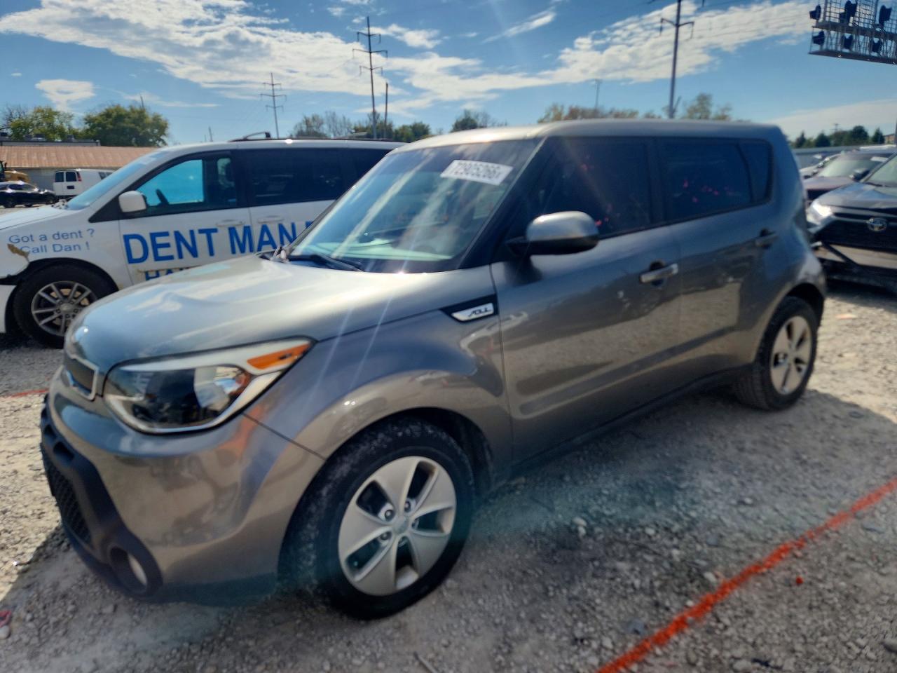 2015 KIA SOUL GL(Middle-low grade) — Front 3/4