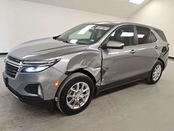 2024 CHEVROLET EQUINOX LT (1LT) — Front 3/4