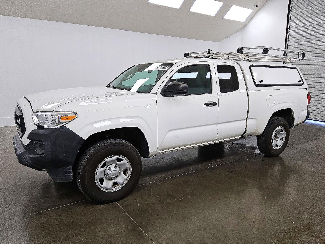 2021 TOYOTA TACOMA SR5 — Front 3/4