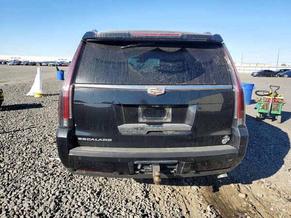 2018 CADILLAC ESCALADE Platinum — DIRR