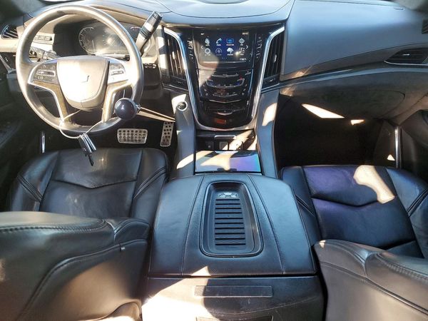 2018 CADILLAC ESCALADE Platinum — CKPT