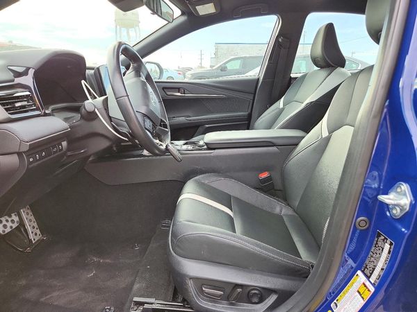 2025 TOYOTA CAMRY — DENT