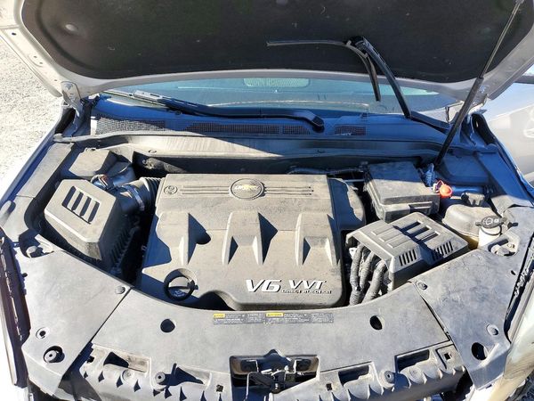 2012 CHEVROLET EQUINOX LTZ — Engine bay