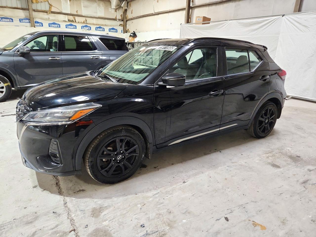 2022 NISSAN KICKS SR — Front 3/4