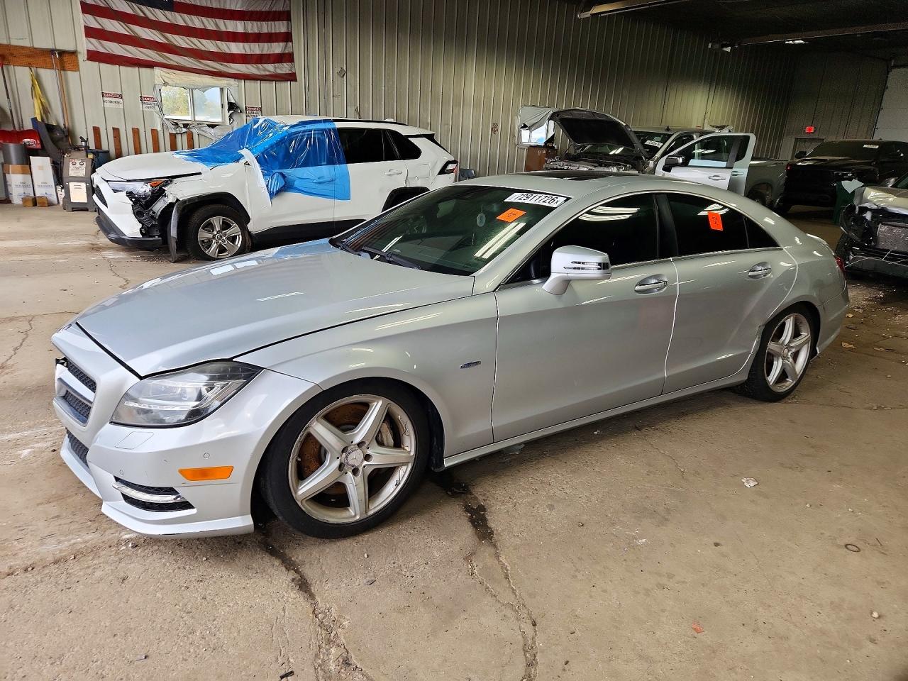2012 MERCEDES-BENZ CLS-CLASS CLS550 — Front 3/4