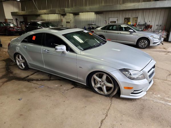 2012 MERCEDES-BENZ CLS-CLASS CLS550 — Passenger 3/4