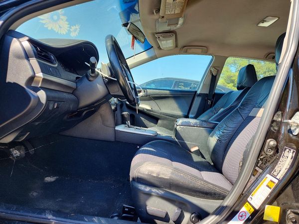 2013 TOYOTA CAMRY — DENT