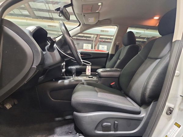 2020 NISSAN PATHFINDER SV — DENT