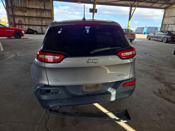 2017 JEEP CHEROKEE Sport — DIRR