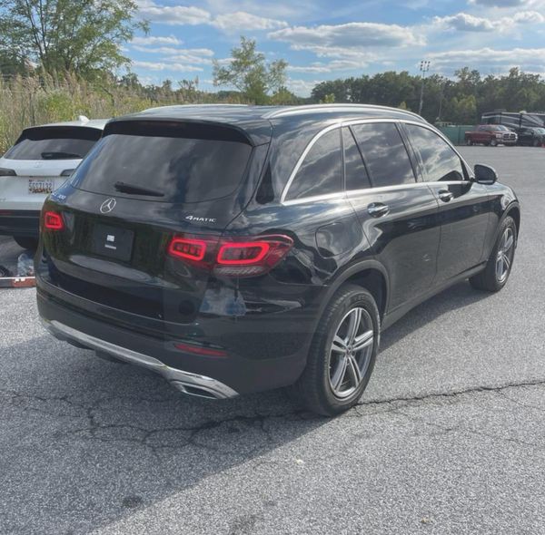 2021 MERCEDES-BENZ GLC GLC300-4M