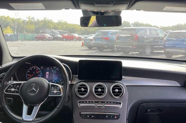 2021 MERCEDES-BENZ GLC GLC300-4M
