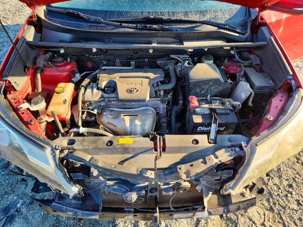 2014 TOYOTA RAV4 Sports — Engine bay