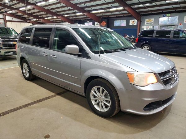 2013 DODGE GRAND CARAVAN SXT — Passenger 3/4