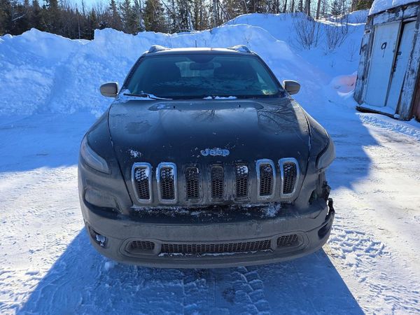 2015 JEEP CHEROKEE LATITUDE 4X4