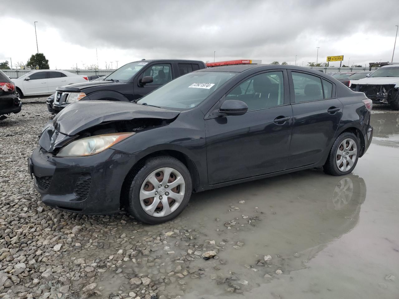 2013 MAZDA 3