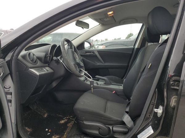 2013 MAZDA 3