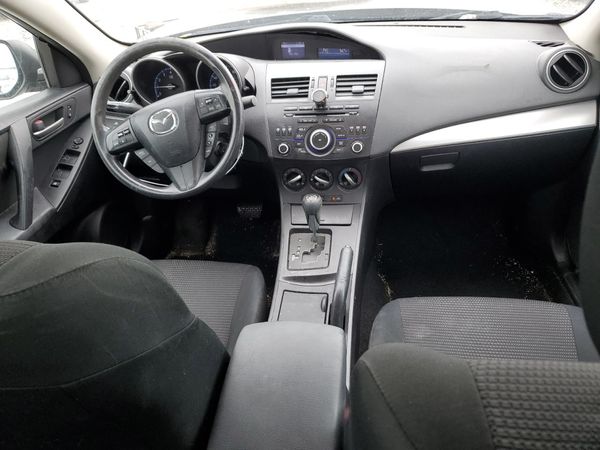 2013 MAZDA 3