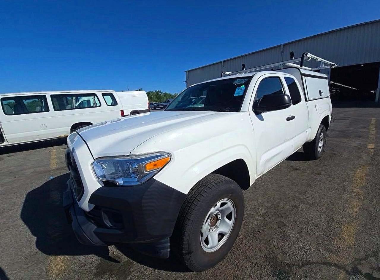 2019 TOYOTA TACOMA SR5