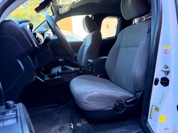 2019 TOYOTA TACOMA SR5