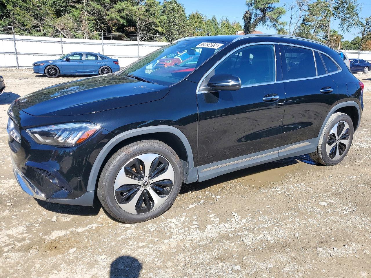 2025 MERCEDES-BENZ GLA GLA 250 — Front 3/4