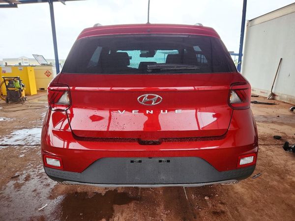 2024 HYUNDAI VENUE SEL / Limited — DIRR