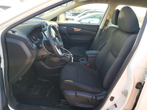 2020 NISSAN ROGUE — DENT