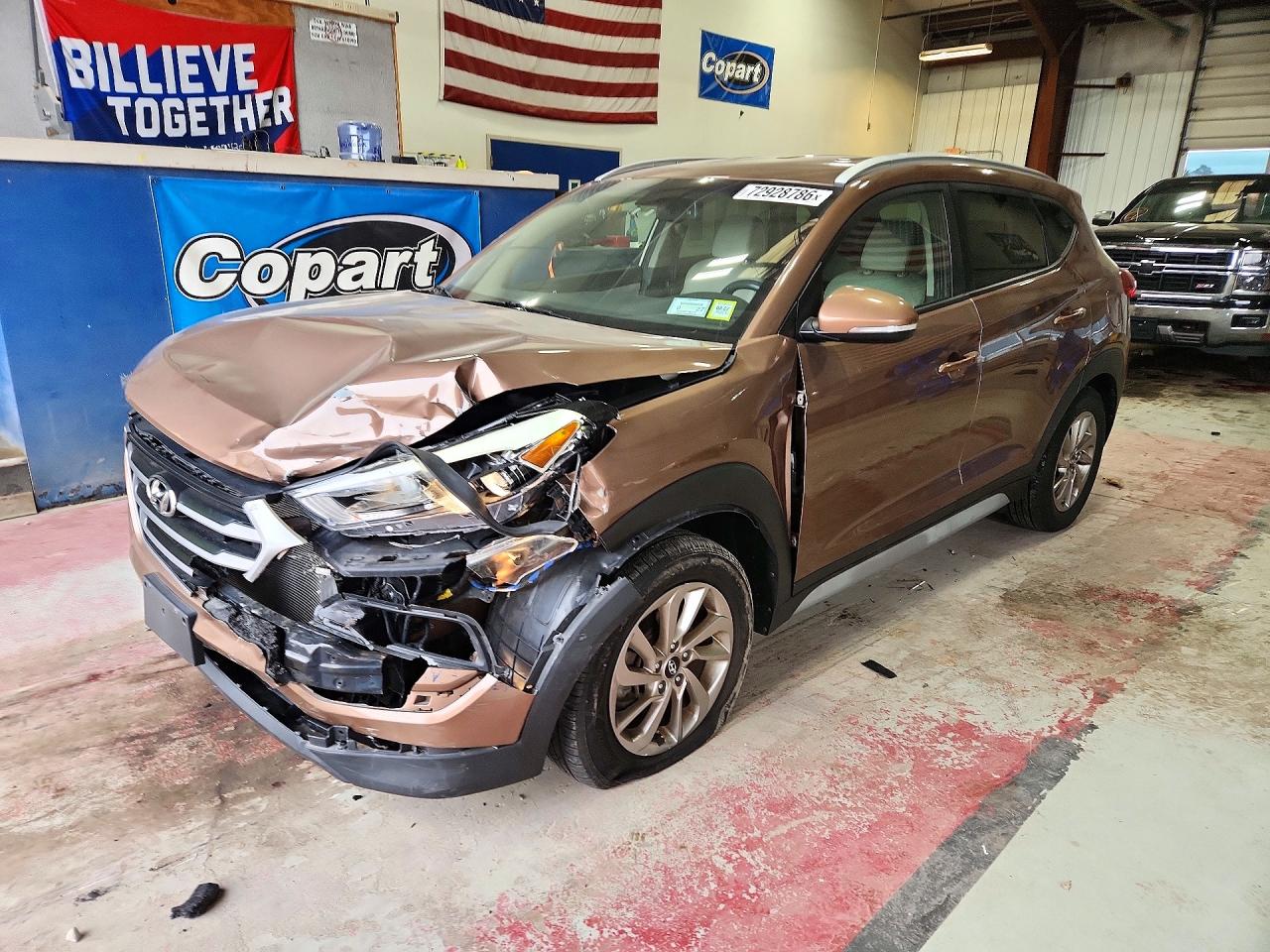 2017 HYUNDAI TUCSON — Front 3/4