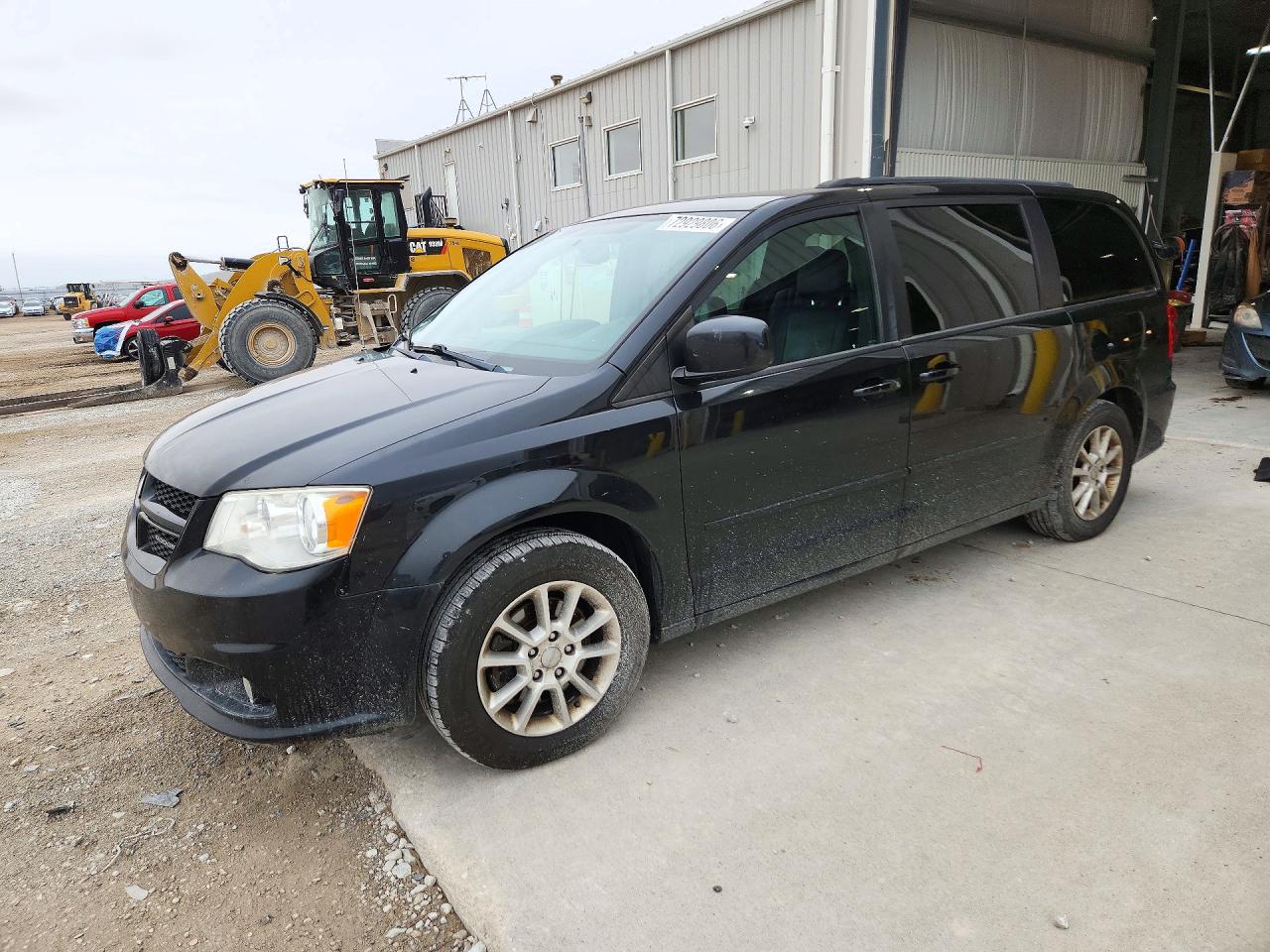 2012 DODGE GRAND CARAVAN R/T — Front 3/4
