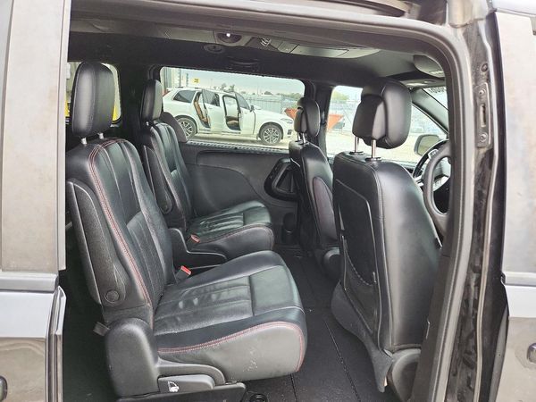 2012 DODGE GRAND CARAVAN R/T — PSRS