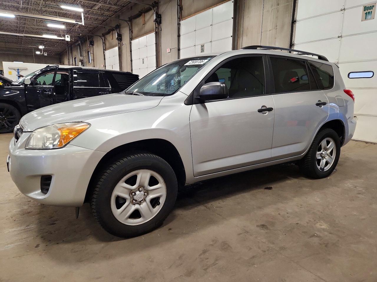 2012 TOYOTA RAV4 Standard — Front 3/4