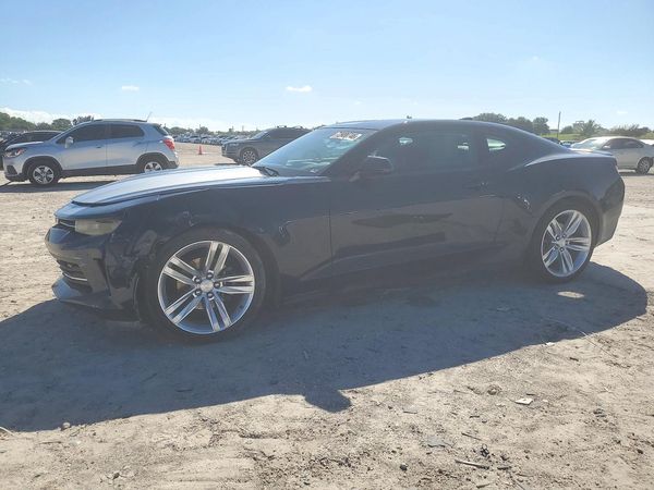 2016 CHEVROLET CAMARO 2LT — Front 3/4