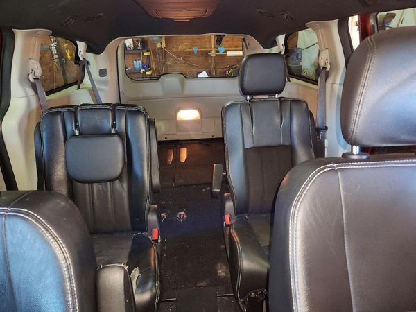 2019 DODGE GRAND CARAVAN SXT — SUVN