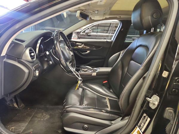 2017 MERCEDES-BENZ C C300-4M — DENT