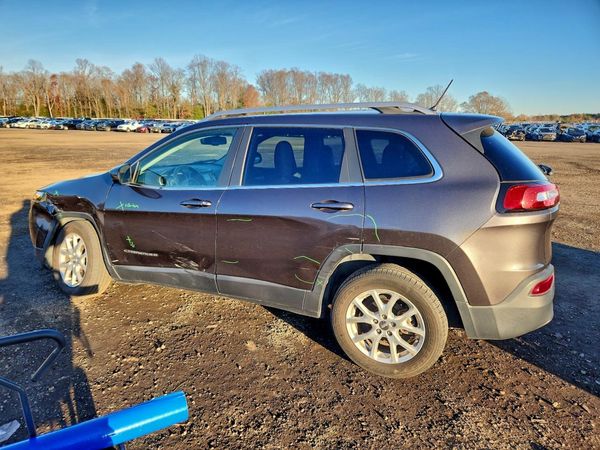2015 JEEP CHEROKEE LATITUDE FWD