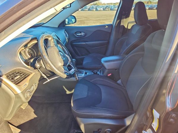 2015 JEEP CHEROKEE LATITUDE FWD