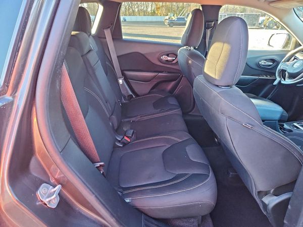 2015 JEEP CHEROKEE LATITUDE FWD