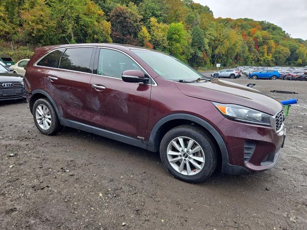 2019 KIA SORENTO — Passenger 3/4