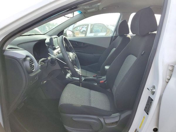 2019 HYUNDAI KONA SE — DENT