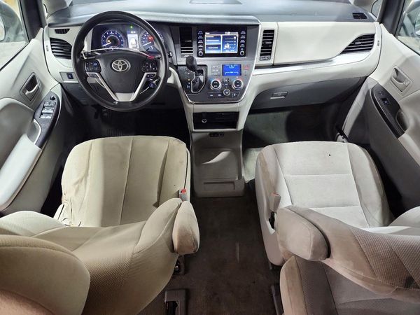 2018 TOYOTA SIENNA L — CKPT